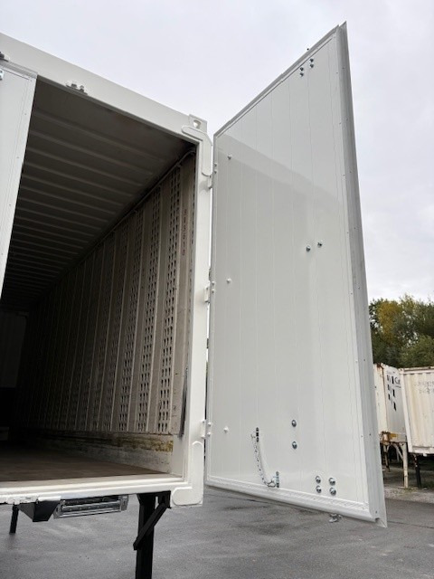 Krone BDF-System 7.450 mm lang, LACK NEU!! - Lodny kontajner: obrázok 2 Krone BDF-System 7.450 mm lang, LACK NEU!! - Lodny kontajner: obrázok 2