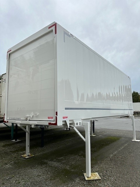 Krone BDF-System 7.450 mm lang, Lack NEU in Premium Plus - Skříňová nadstavba: obrázok 1 Krone BDF-System 7.450 mm lang, Lack NEU in Premium Plus - Skříňová nadstavba: obrázok 1