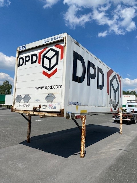 Krone BDF-System 7.450 mm, mit Rolltor - Skříňová nadstavba: obrázok 2 Krone BDF-System 7.450 mm, mit Rolltor - Skříňová nadstavba: obrázok 2