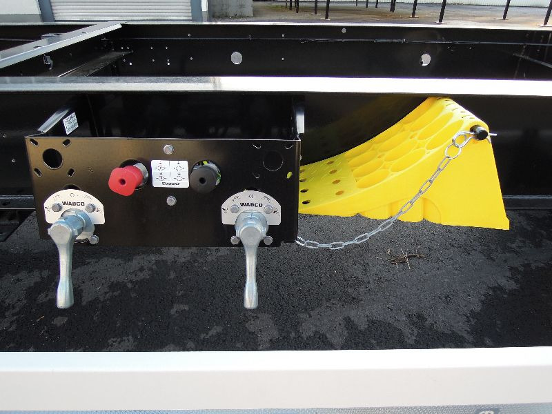 Krone BDF-System, Maxi, ohne Zulassung. - Príves preprava kontajnerov/ Výmenná nadstavba: obrázok 3 Krone BDF-System, Maxi, ohne Zulassung. - Príves preprava kontajnerov/ Výmenná nadstavba: obrázok 3