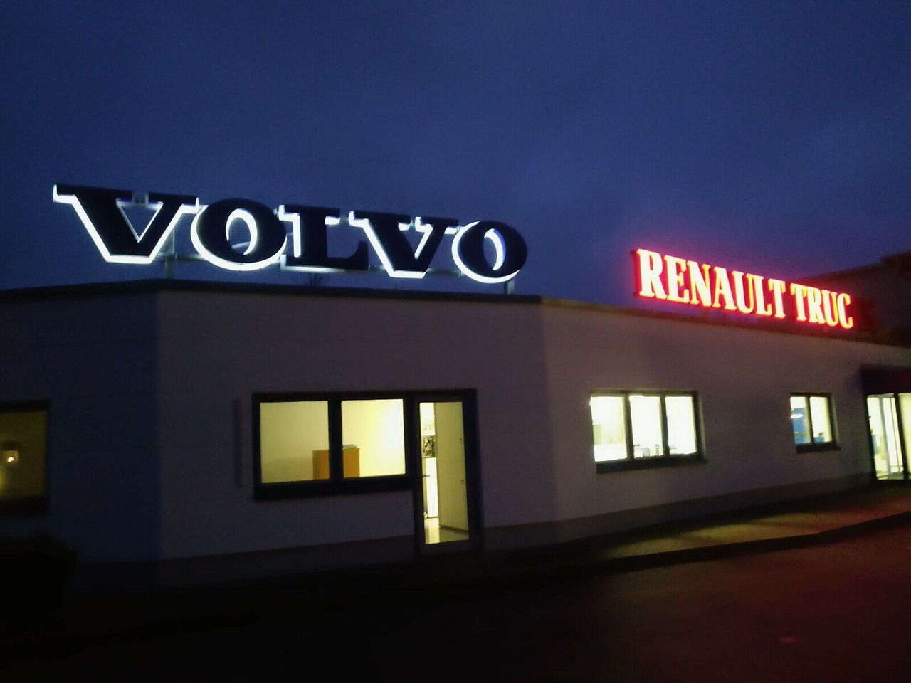 Nový Náves podvalník Krone SDP 27 12,2m JUMBO BPW 235/75R17,5 Reifen 90%: obrázok 30 Nový Náves podvalník Krone SDP 27 12,2m JUMBO BPW 235/75R17,5 Reifen 90%: obrázok 30