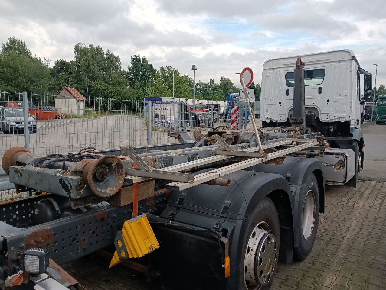 Mercedes-Benz 2545 6x2 Lenk/Lift MEILLER RK2070 Luft/Luft - Podvozek s kabinou: obrázok 3 Mercedes-Benz 2545 6x2 Lenk/Lift MEILLER RK2070 Luft/Luft - Podvozek s kabinou: obrázok 3