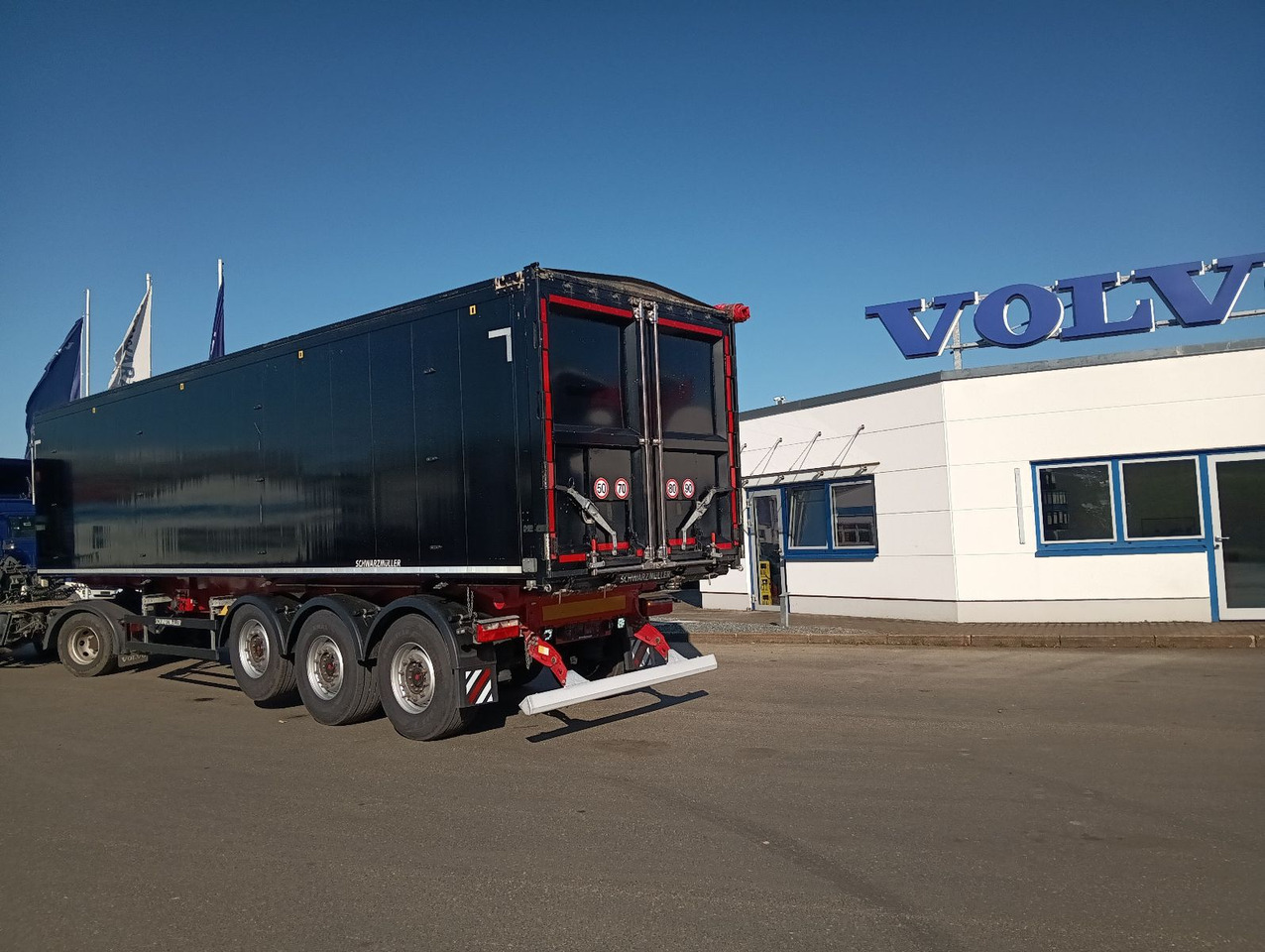 Schwarzmüller K-Serie ALU 54m3 Getreide Nur 69.340km 6250kg - Náves sklápěcí: obrázok 3 Schwarzmüller K-Serie ALU 54m3 Getreide Nur 69.340km 6250kg - Náves sklápěcí: obrázok 3