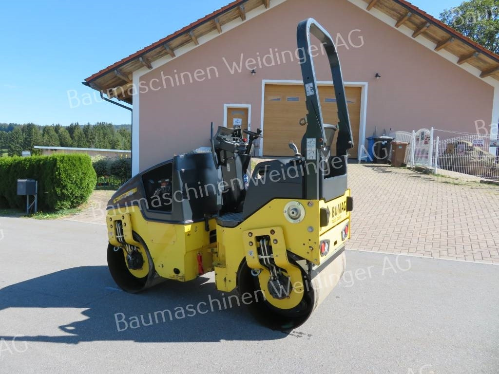 Bomag BW 100 AD-5 - Cestný valec: obrázok 5 Bomag BW 100 AD-5 - Cestný valec: obrázok 5