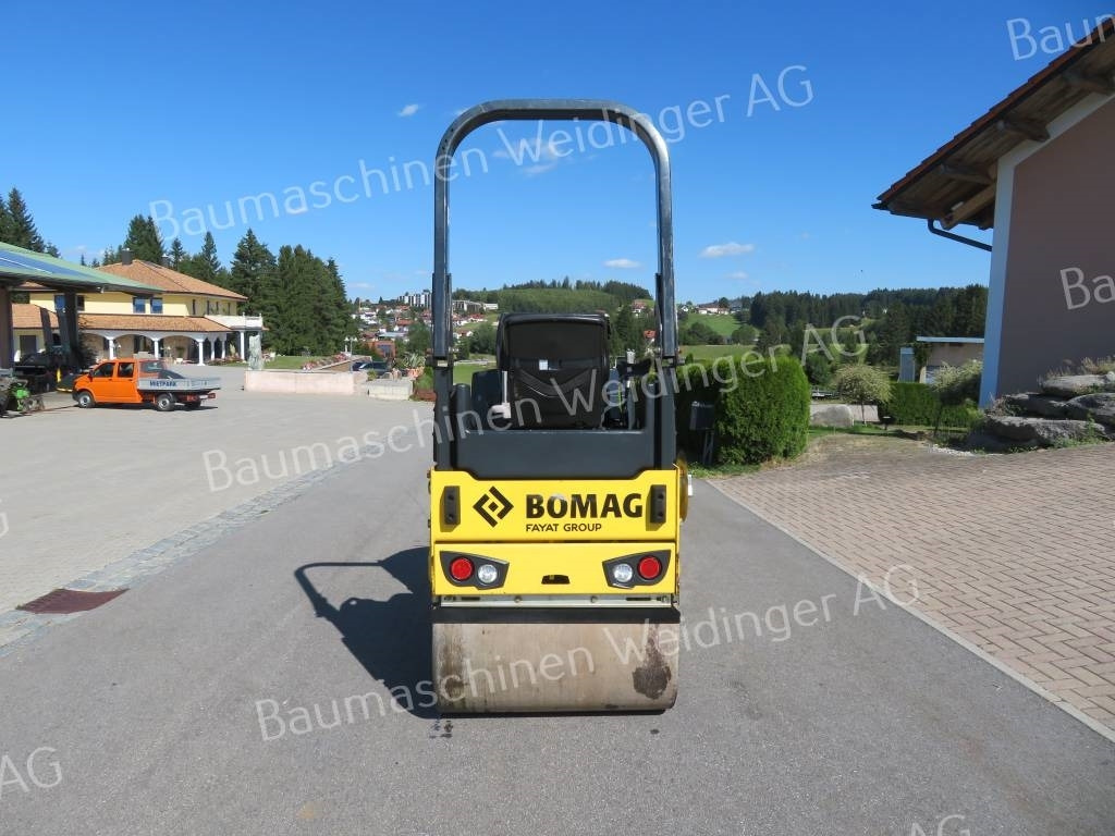 Bomag BW 100 AD-5 - Cestný valec: obrázok 4 Bomag BW 100 AD-5 - Cestný valec: obrázok 4