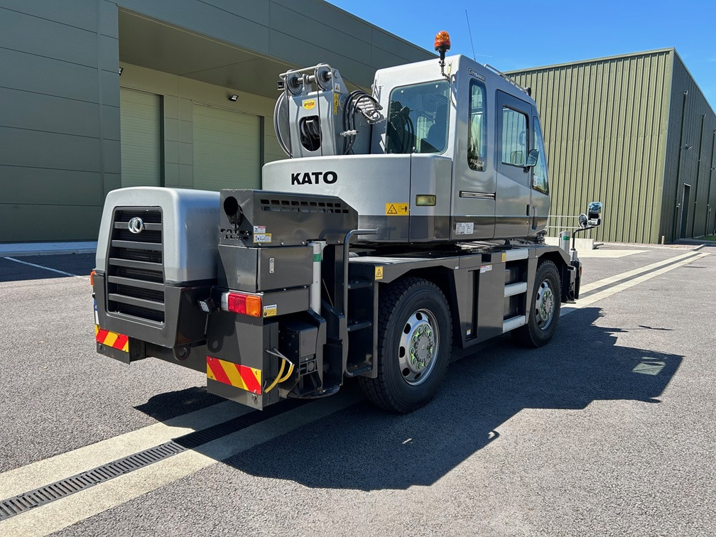 KATO 13 Ton City Crane with Only 6,822kms and 1,362 hours from New - Žeriav pre všetky terény: obrázok 5 KATO 13 Ton City Crane with Only 6,822kms and 1,362 hours from New - Žeriav pre všetky terény: obrázok 5