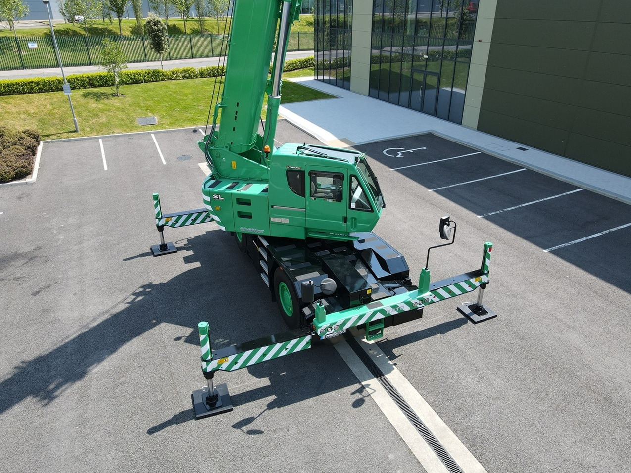 KATO CR250RV - 25 Ton City Crane - New Condition - Autožeriav: obrázok 1 KATO CR250RV - 25 Ton City Crane - New Condition - Autožeriav: obrázok 1