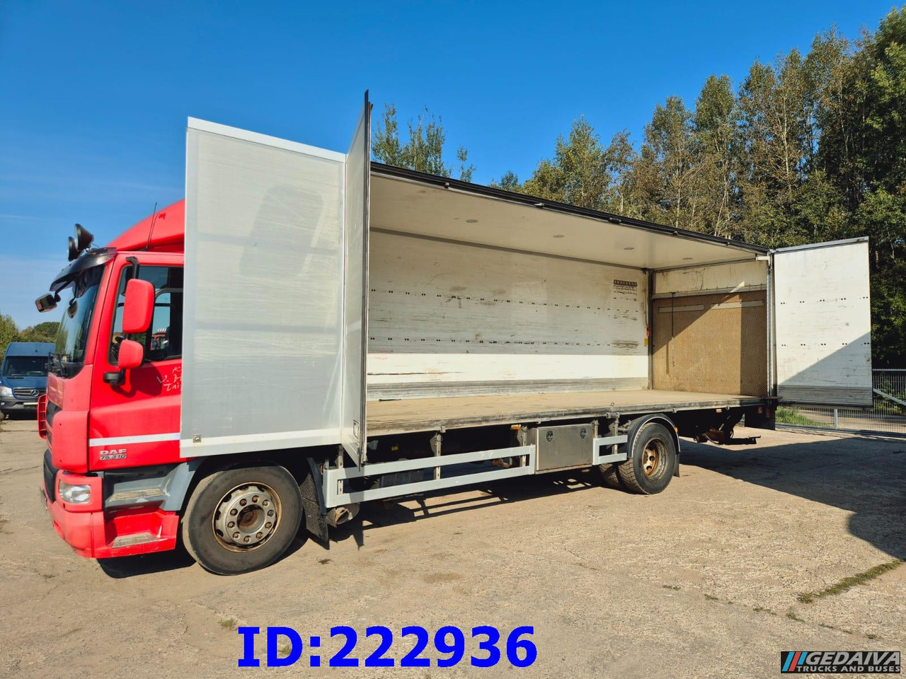 DAF CF 75.310 - Euro5 - Skříňový nákladní auto: obrázok 2 DAF CF 75.310 - Euro5 - Skříňový nákladní auto: obrázok 2
