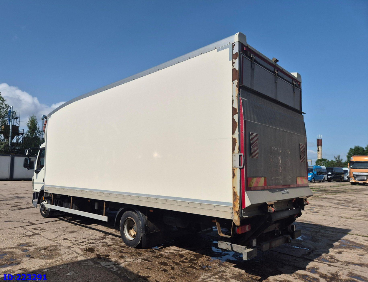 Skříňový nákladní auto DAF LF 180 FA - Euro6 - Manual: obrázok 9 Skříňový nákladní auto DAF LF 180 FA - Euro6 - Manual: obrázok 9