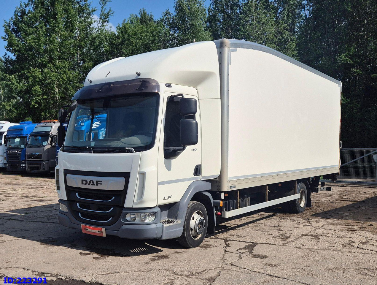 DAF LF 180 FA - Euro6 - Manual - Skříňový nákladní auto: obrázok 1 DAF LF 180 FA - Euro6 - Manual - Skříňový nákladní auto: obrázok 1