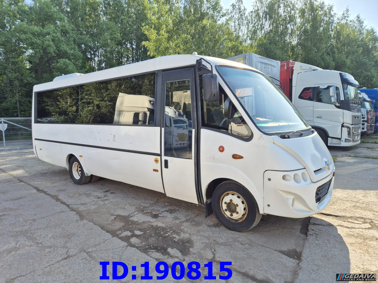 IVECO 65c18 Thesi Kapena 27place (Engine problem) - Autokar: obrázok 1 IVECO 65c18 Thesi Kapena 27place (Engine problem) - Autokar: obrázok 1