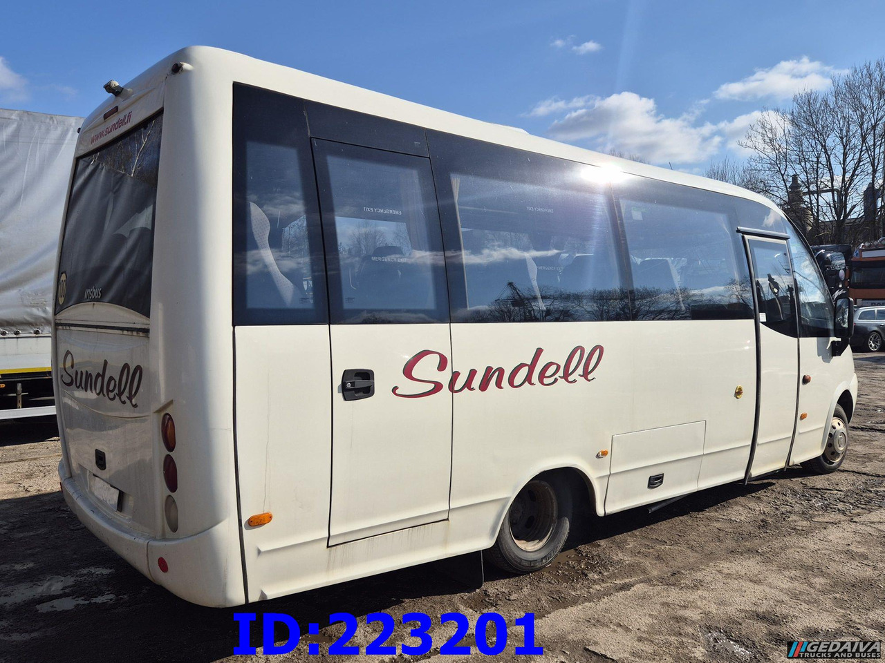 IVECO Wing 25-seater (Engine problem) - Autokar: obrázok 5 IVECO Wing 25-seater (Engine problem) - Autokar: obrázok 5