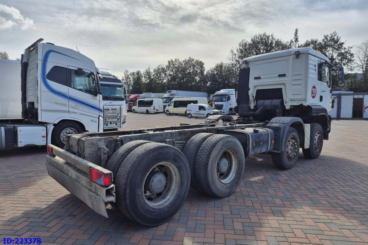 MAN TGA 35.480 8X4 - Full steel - Manual - Podvozek s kabinou: obrázok 4 MAN TGA 35.480 8X4 - Full steel - Manual - Podvozek s kabinou: obrázok 4