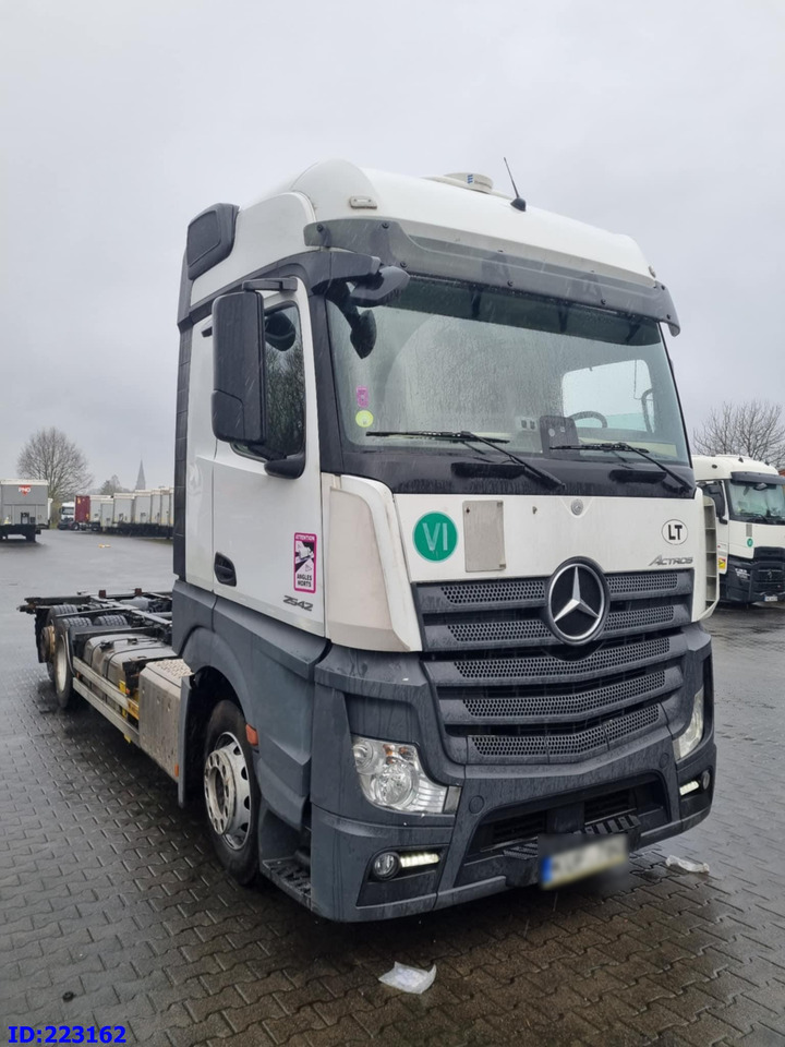 MERCEDES-BENZ Actros 2542 BDF 6x2 Euro6 - Podvozek s kabinou: obrázok 2 MERCEDES-BENZ Actros 2542 BDF 6x2 Euro6 - Podvozek s kabinou: obrázok 2