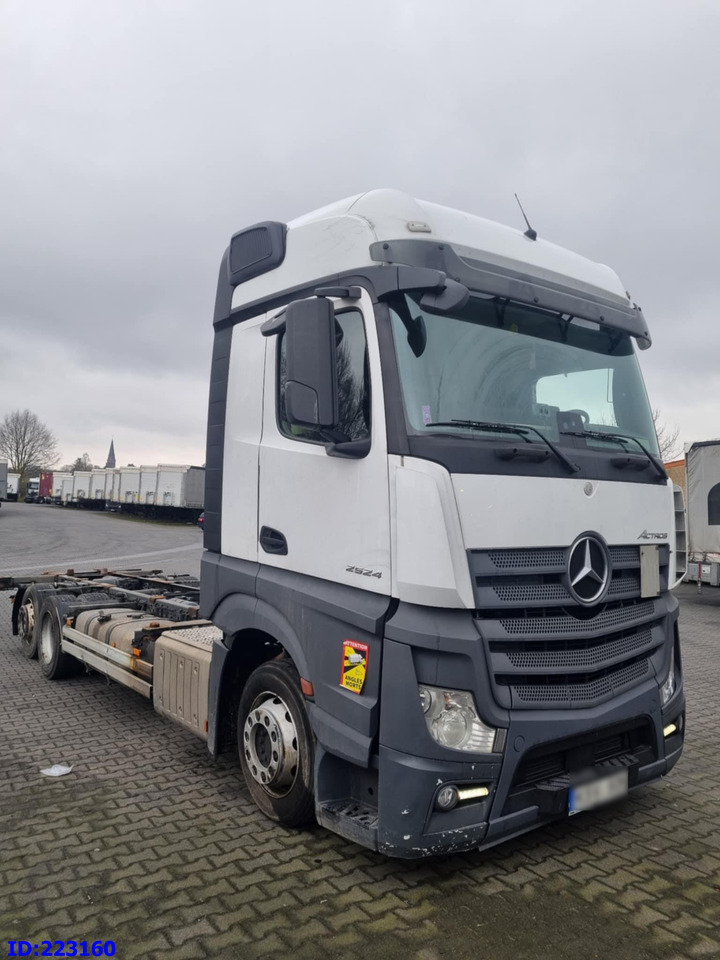 MERCEDES-BENZ Actros 2542 BDF Euro6 - Podvozek s kabinou: obrázok 2 MERCEDES-BENZ Actros 2542 BDF Euro6 - Podvozek s kabinou: obrázok 2