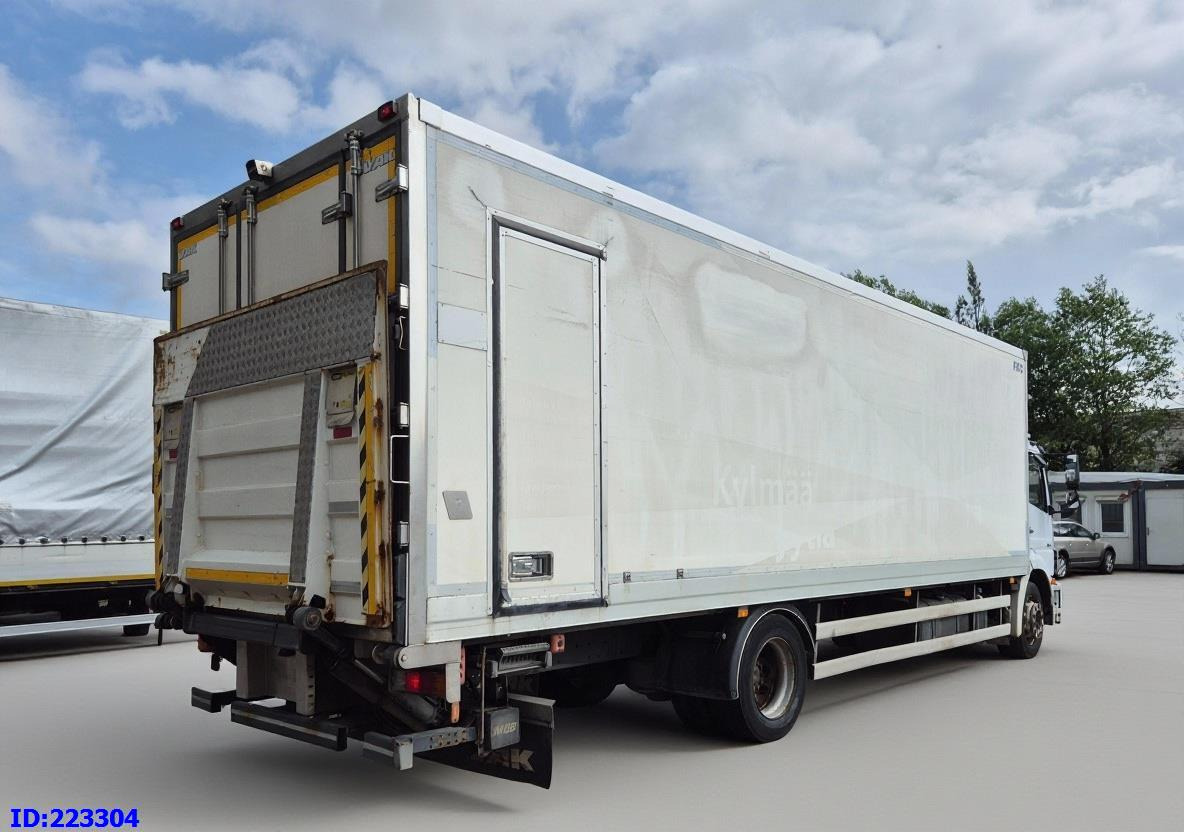MERCEDES-BENZ Axor 1829 Euro5 - Chladirenské nákladné vozidlo: obrázok 5 MERCEDES-BENZ Axor 1829 Euro5 - Chladirenské nákladné vozidlo: obrázok 5