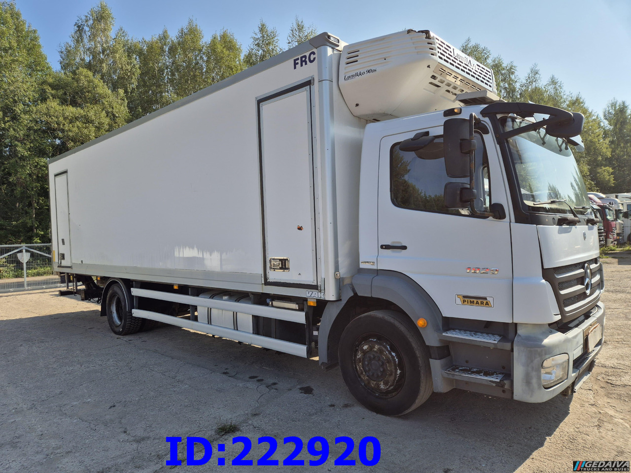 MERCEDES-BENZ Axor 1829 Manual + Tail lift - Chladirenské nákladné vozidlo: obrázok 4 MERCEDES-BENZ Axor 1829 Manual + Tail lift - Chladirenské nákladné vozidlo: obrázok 4