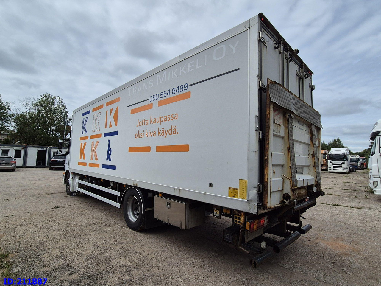 Chladirenské nákladné vozidlo MERCEDES-BENZ Axor 1833 - Manual: obrázok 12