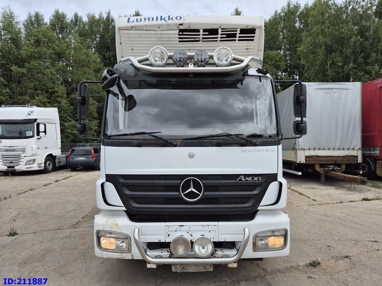 MERCEDES-BENZ Axor 1833 - Manual - Chladirenské nákladné vozidlo: obrázok 2 MERCEDES-BENZ Axor 1833 - Manual - Chladirenské nákladné vozidlo: obrázok 2