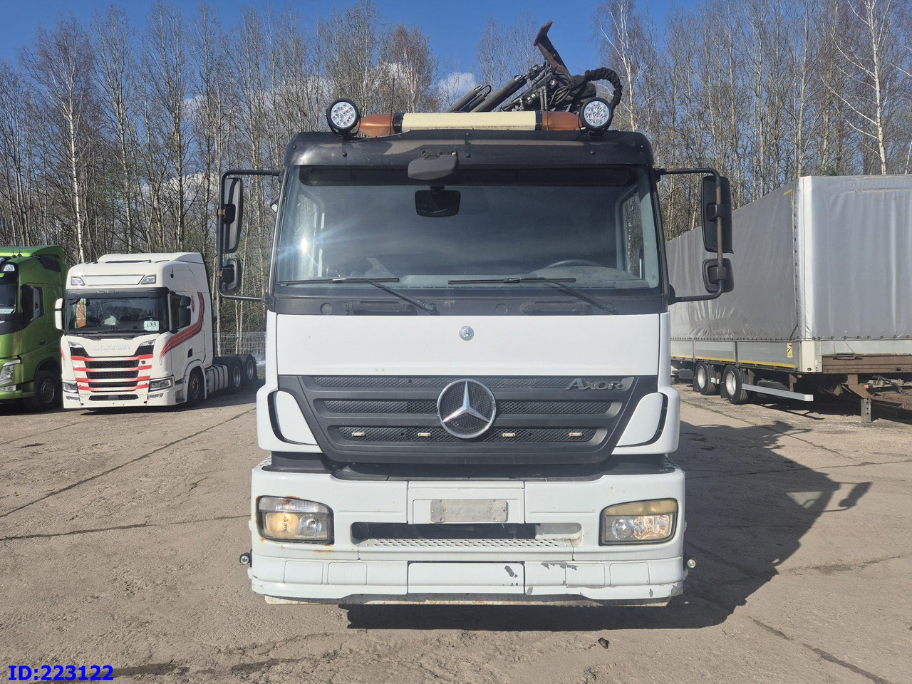 MERCEDES-BENZ Axor 2533 6x2 + Atlas 332.3E Crane - Sklápač: obrázok 2 MERCEDES-BENZ Axor 2533 6x2 + Atlas 332.3E Crane - Sklápač: obrázok 2