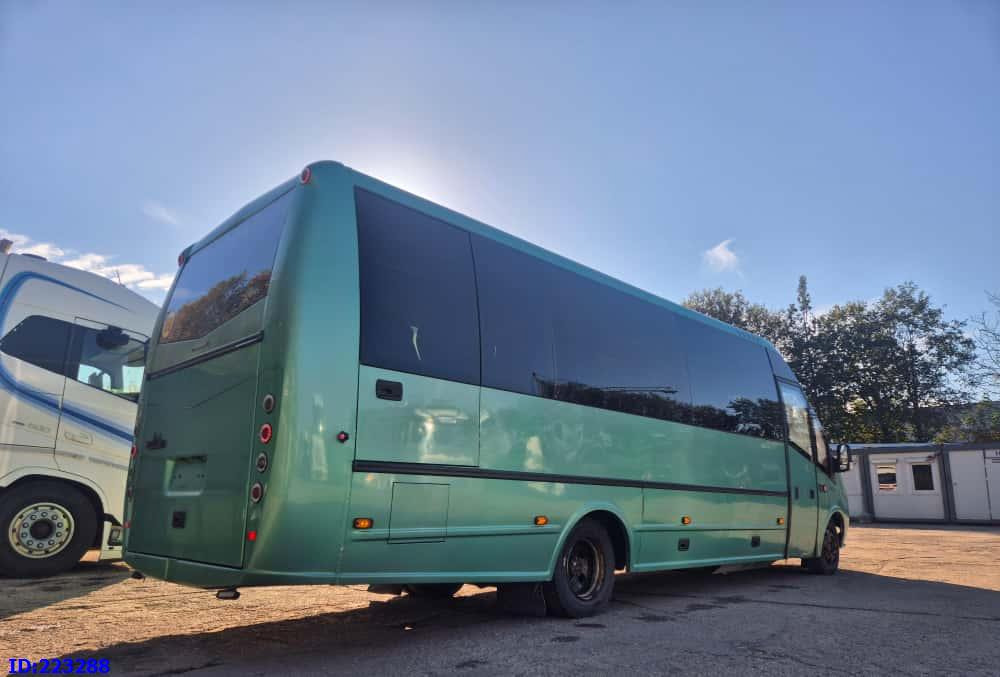 MERCEDES-BENZ Prospector Rosero Sunrider Vario 818 Euro5 - Autokar: obrázok 5 MERCEDES-BENZ Prospector Rosero Sunrider Vario 818 Euro5 - Autokar: obrázok 5