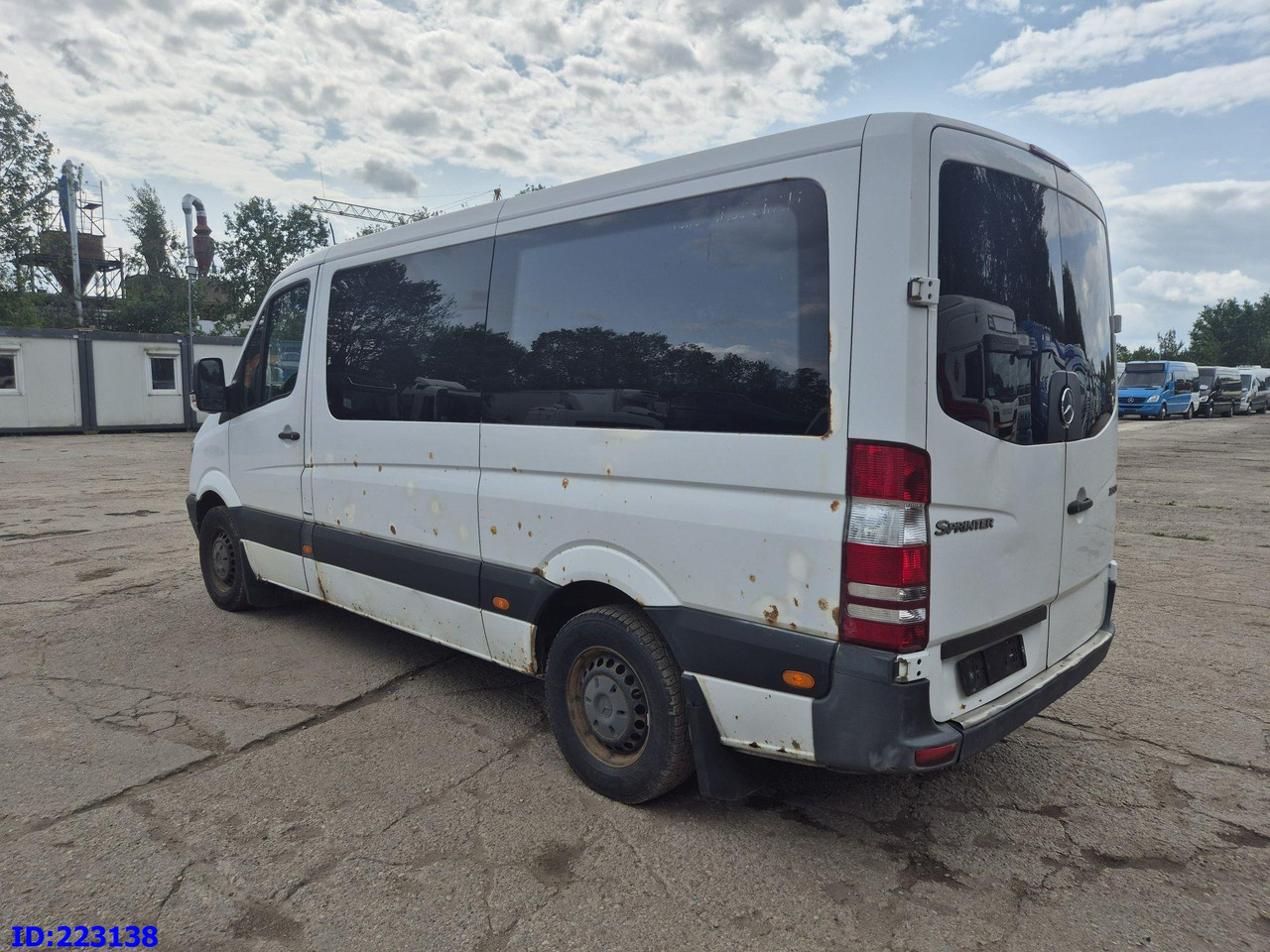 MERCEDES-BENZ Sprinter 213 - Euro5 - Autokar: obrázok 5 MERCEDES-BENZ Sprinter 213 - Euro5 - Autokar: obrázok 5