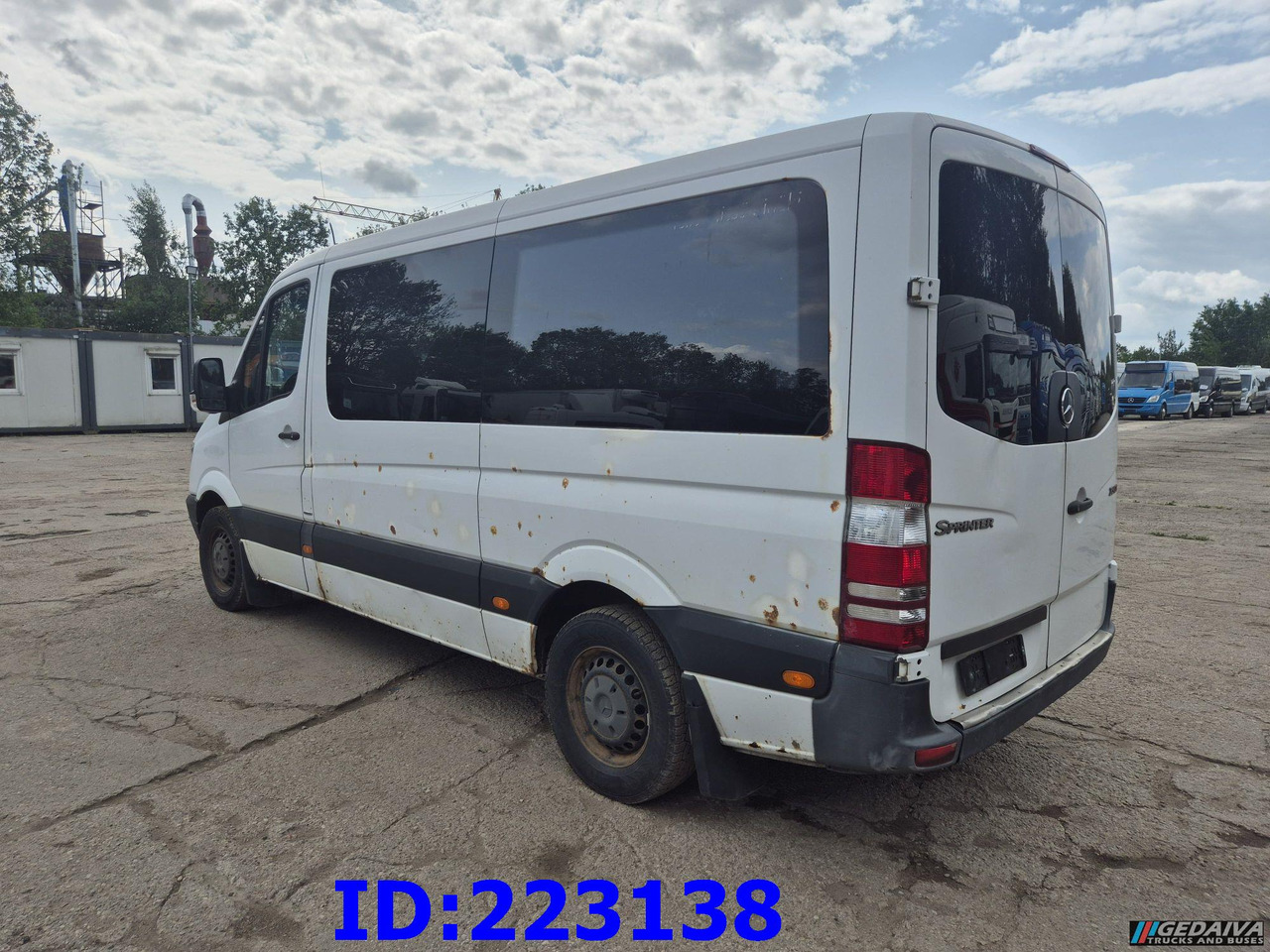 MERCEDES-BENZ Sprinter 213 - Euro5 - Autokar: obrázok 5 MERCEDES-BENZ Sprinter 213 - Euro5 - Autokar: obrázok 5