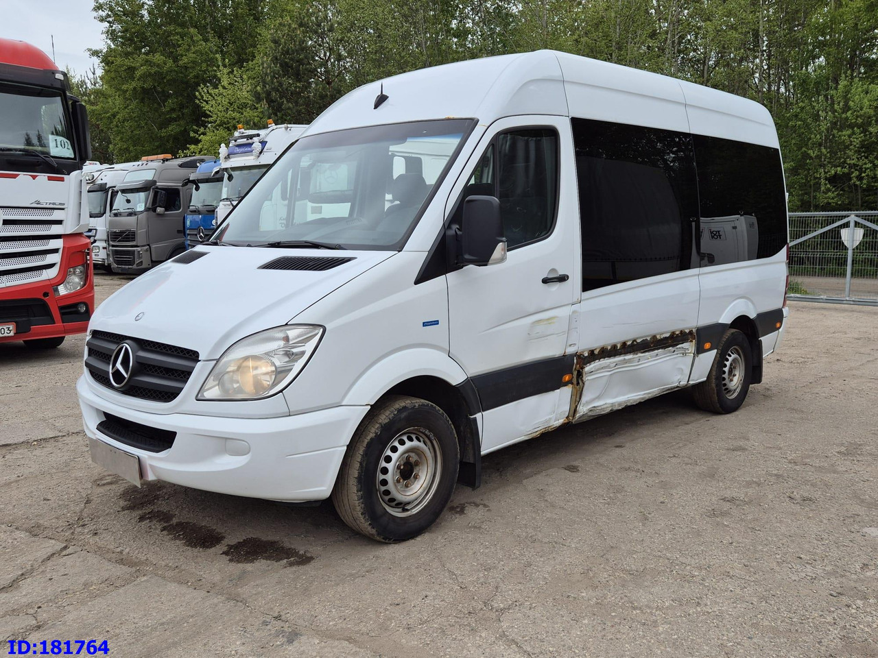 MERCEDES-BENZ Sprinter 316 Pegabus Euro5 - Autokar: obrázok 4 MERCEDES-BENZ Sprinter 316 Pegabus Euro5 - Autokar: obrázok 4