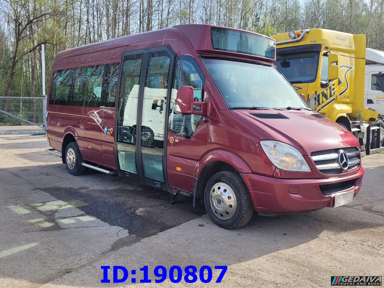 MERCEDES-BENZ Sprinter 516 City35 Euro5 22 Place - Mestský autobus: obrázok 1 MERCEDES-BENZ Sprinter 516 City35 Euro5 22 Place - Mestský autobus: obrázok 1