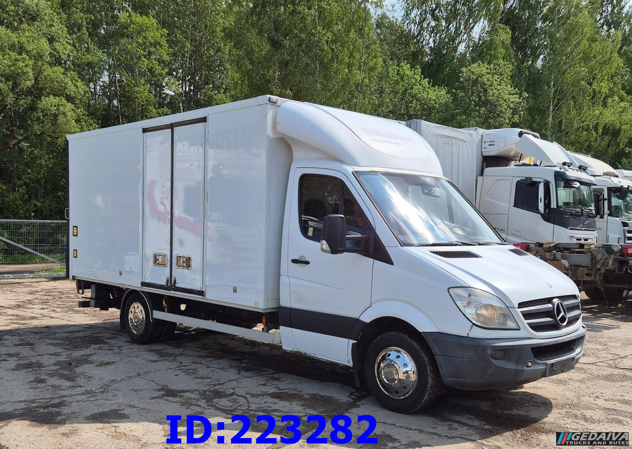 MERCEDES-BENZ Sprinter 516 SUPER - Skříňový nákladní auto: obrázok 4 MERCEDES-BENZ Sprinter 516 SUPER - Skříňový nákladní auto: obrázok 4
