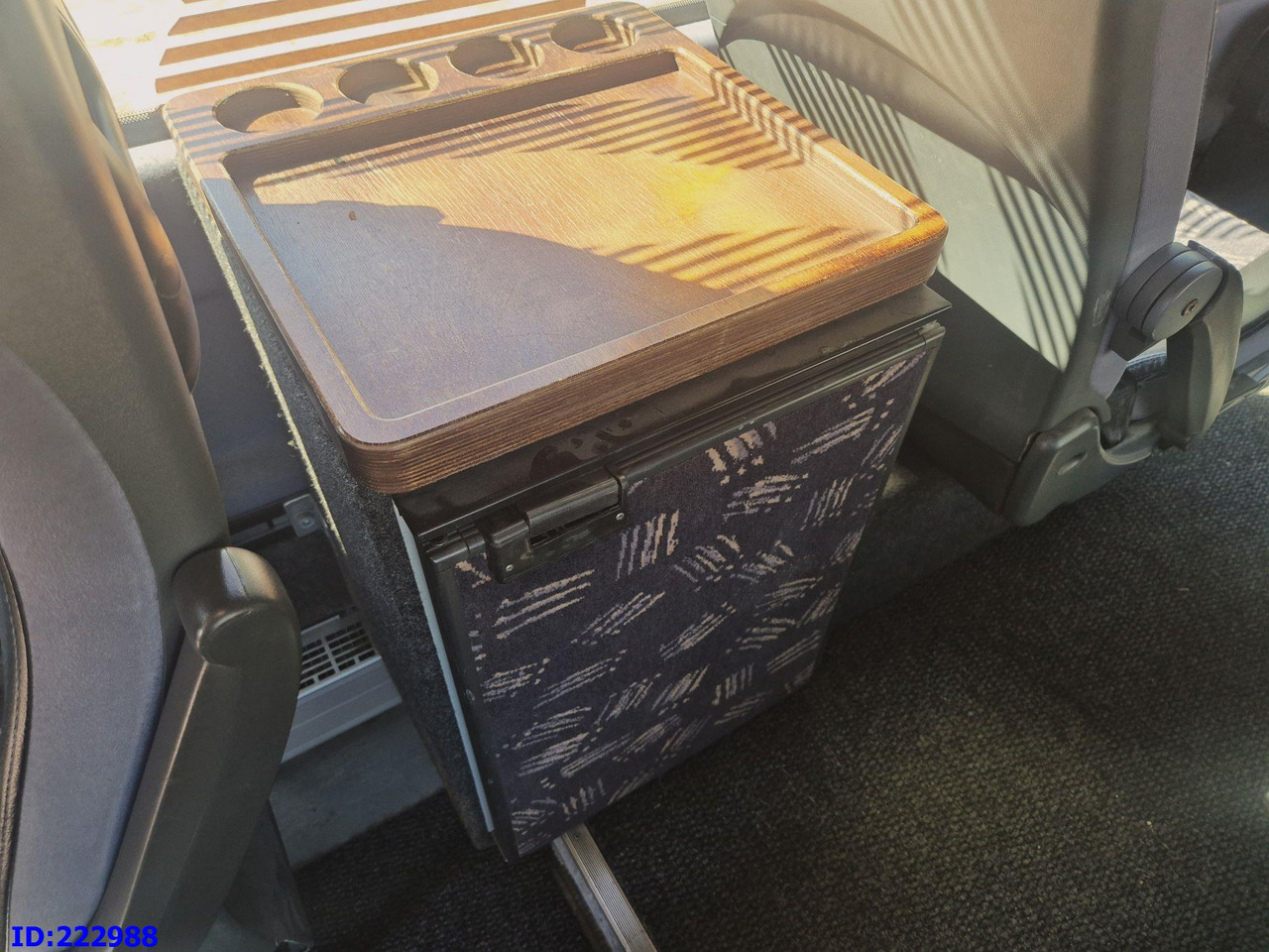 Minibus, Mikrobus MERCEDES-BENZ Sprinter 519 VIP - 17 Seater: obrázok 20 Minibus, Mikrobus MERCEDES-BENZ Sprinter 519 VIP - 17 Seater: obrázok 20