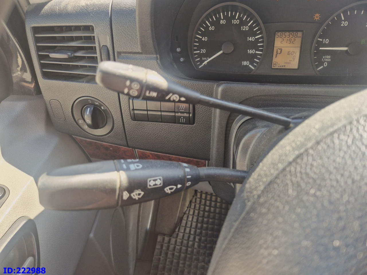 Minibus, Mikrobus MERCEDES-BENZ Sprinter 519 VIP - 17 Seater: obrázok 13 Minibus, Mikrobus MERCEDES-BENZ Sprinter 519 VIP - 17 Seater: obrázok 13