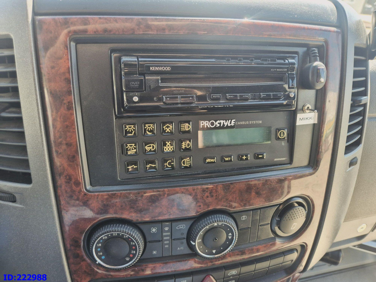 Minibus, Mikrobus MERCEDES-BENZ Sprinter 519 VIP - 17 Seater: obrázok 15 Minibus, Mikrobus MERCEDES-BENZ Sprinter 519 VIP - 17 Seater: obrázok 15