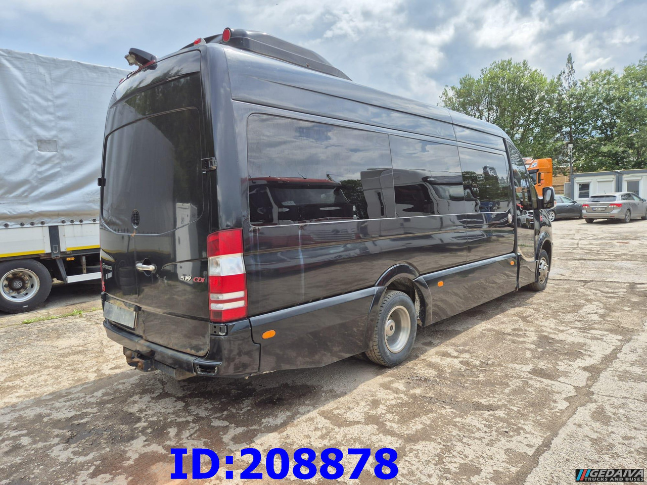 MERCEDES-BENZ Sprinter 519 -VIP- 17 places - Autokar: obrázok 5 MERCEDES-BENZ Sprinter 519 -VIP- 17 places - Autokar: obrázok 5