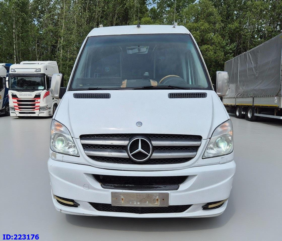 MERCEDES-BENZ Sprinter 519 VIP Luxury - Minibus, Mikrobus: obrázok 2 MERCEDES-BENZ Sprinter 519 VIP Luxury - Minibus, Mikrobus: obrázok 2