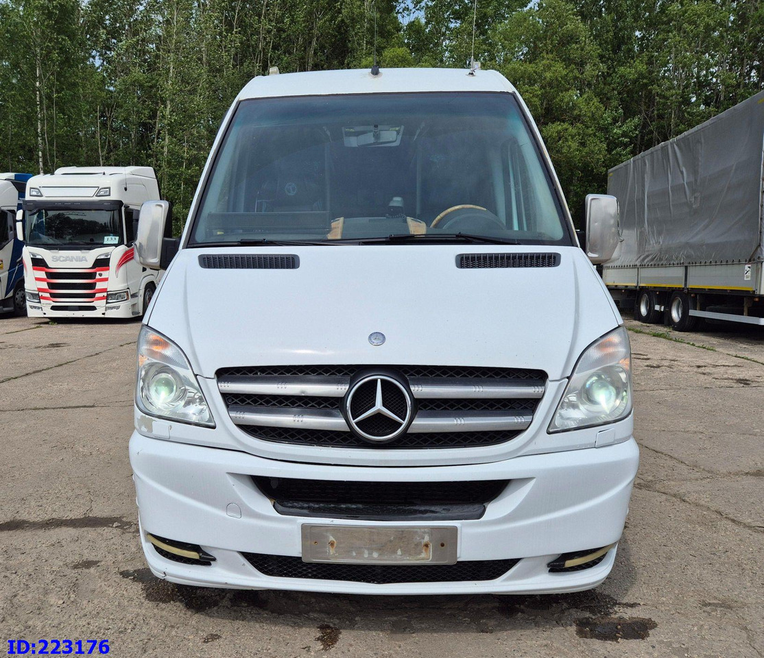 MERCEDES-BENZ Sprinter 519 VIP Luxury - Minibus, Mikrobus: obrázok 2 MERCEDES-BENZ Sprinter 519 VIP Luxury - Minibus, Mikrobus: obrázok 2