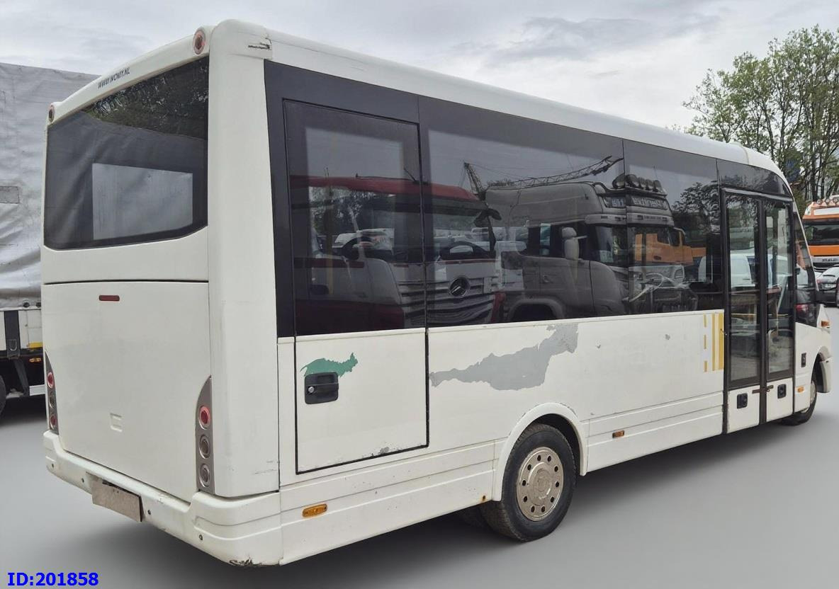 MERCEDES-BENZ Sprinter 616 - 27 Place - Mestský autobus: obrázok 5 MERCEDES-BENZ Sprinter 616 - 27 Place - Mestský autobus: obrázok 5