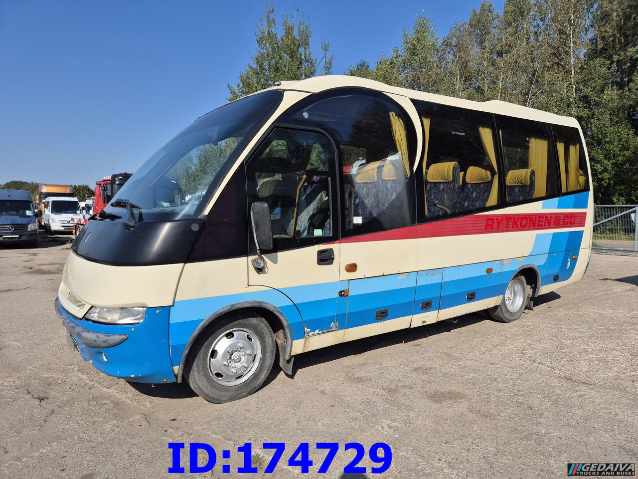MERCEDES-BENZ Vario 815 26-Seater - Autokar: obrázok 1 MERCEDES-BENZ Vario 815 26-Seater - Autokar: obrázok 1