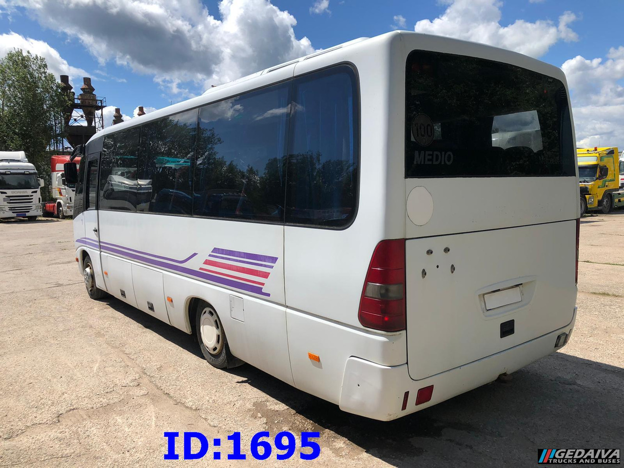 MERCEDES-BENZ Vario Medio 815 30-Seater - Autokar: obrázok 5 MERCEDES-BENZ Vario Medio 815 30-Seater - Autokar: obrázok 5
