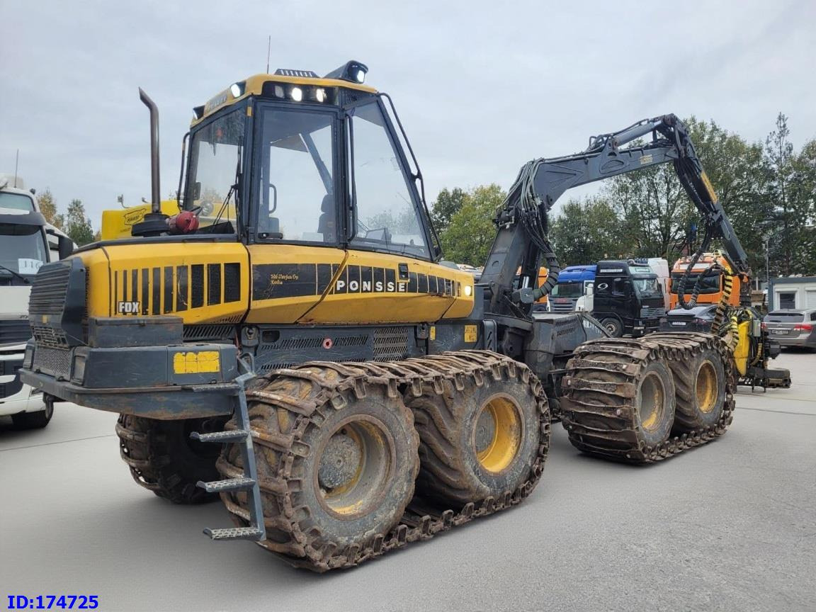 PONSSE FOX 8W - Lesnícky harvestor: obrázok 5 PONSSE FOX 8W - Lesnícky harvestor: obrázok 5