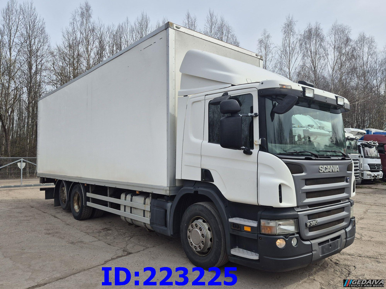 SCANIA P380 6x2 Open side box - Skříňový nákladní auto: obrázok 4 SCANIA P380 6x2 Open side box - Skříňový nákladní auto: obrázok 4