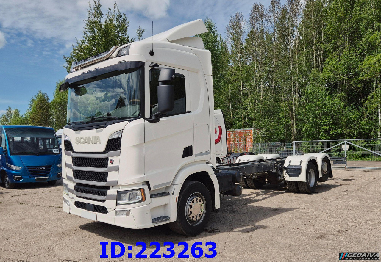 SCANIA R540 6x2 Retarder - Podvozek s kabinou: obrázok 1 SCANIA R540 6x2 Retarder - Podvozek s kabinou: obrázok 1