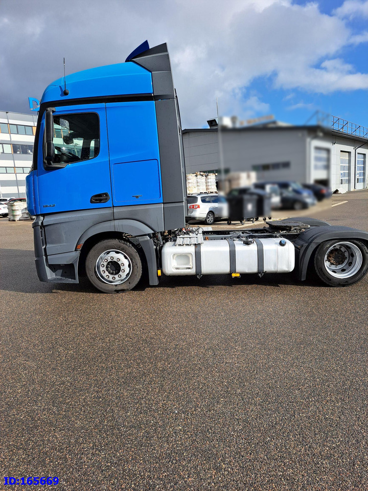 MERCEDES-BENZ Actros 1842 - Mega - Euro6 - Ťahač: obrázok 4 MERCEDES-BENZ Actros 1842 - Mega - Euro6 - Ťahač: obrázok 4