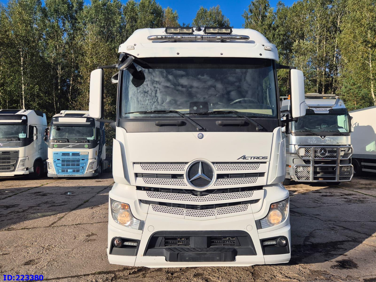 MERCEDES-BENZ Actros 2551 6x2 -Steering axle - Euro6 - Ťahač: obrázok 2 MERCEDES-BENZ Actros 2551 6x2 -Steering axle - Euro6 - Ťahač: obrázok 2