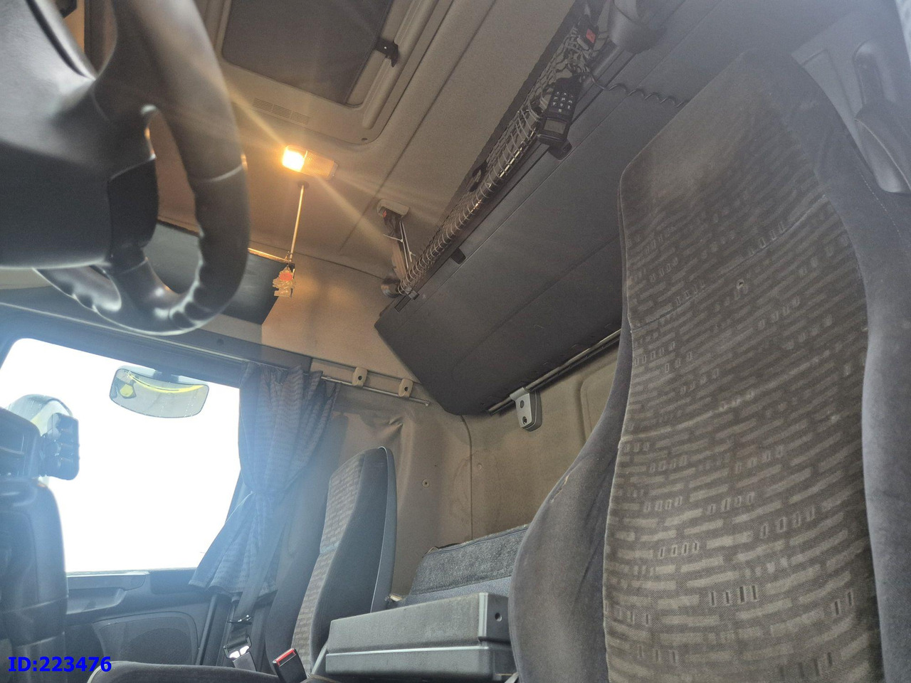 Ťahač SCANIA R420 6x2 Manual 10 tires: obrázok 8 Ťahač SCANIA R420 6x2 Manual 10 tires: obrázok 8