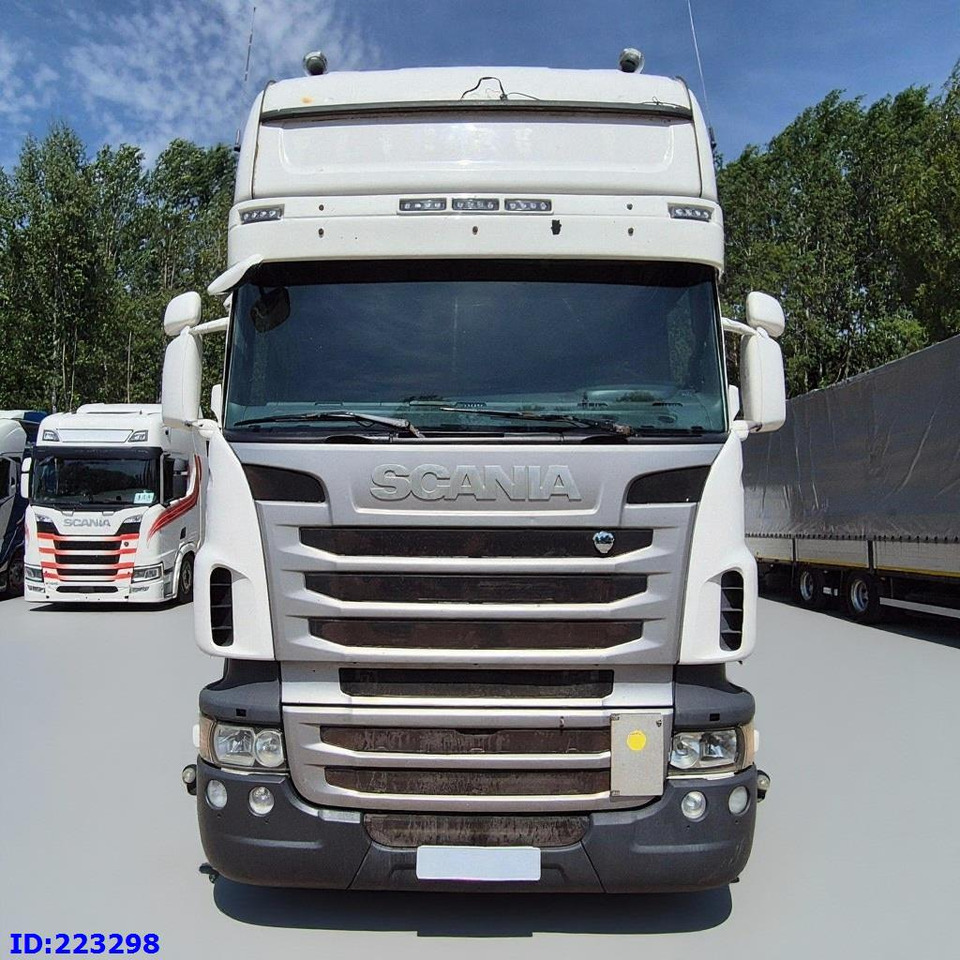SCANIA R560 V8 Retarder 6x2 - Ťahač: obrázok 2 SCANIA R560 V8 Retarder 6x2 - Ťahač: obrázok 2
