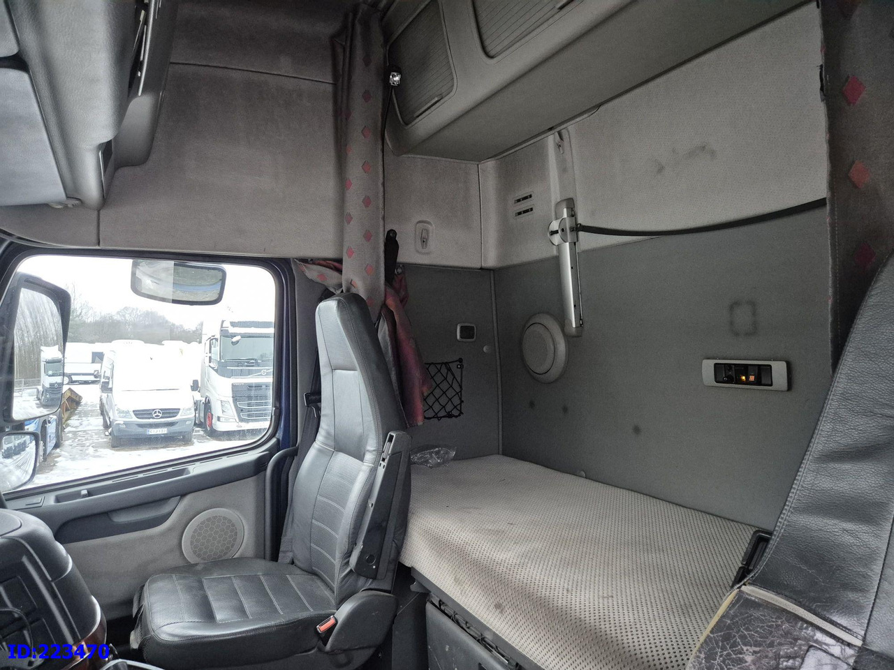 Podvozek s kabinou VOLVO FH12 420HP 6x2: obrázok 20