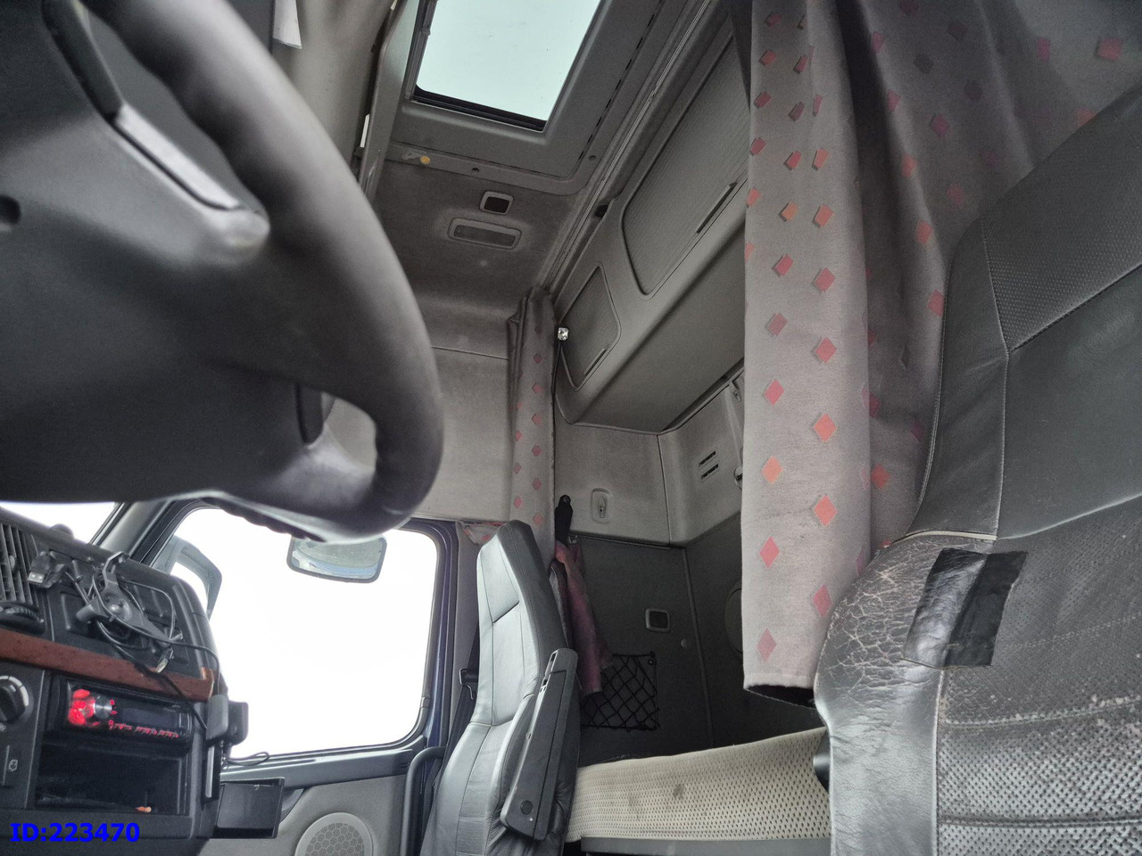 Podvozek s kabinou VOLVO FH12 420HP 6x2: obrázok 11