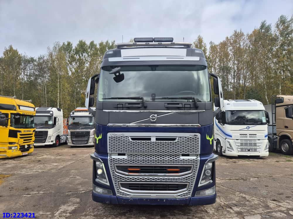 VOLVO FH16 750HP 8x4 +  KESLA CRANE - Nákladné vozidlo na prepravu dreva: obrázok 2 VOLVO FH16 750HP 8x4 +  KESLA CRANE - Nákladné vozidlo na prepravu dreva: obrázok 2