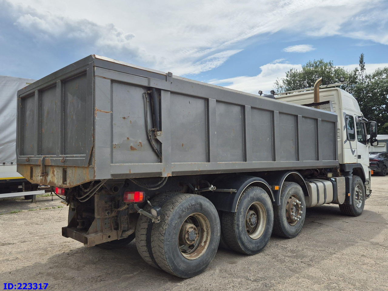 VOLVO FM13 480HP 8x4 (Big axle) - Sklápač: obrázok 5 VOLVO FM13 480HP 8x4 (Big axle) - Sklápač: obrázok 5